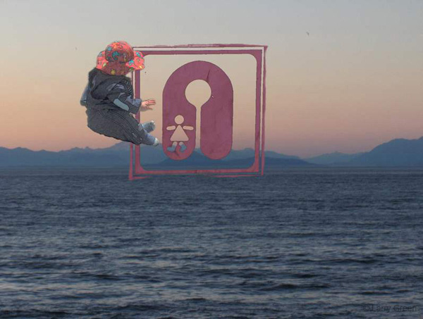baby_over_water