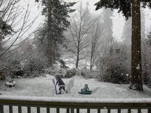 eskimo_in_back_yard